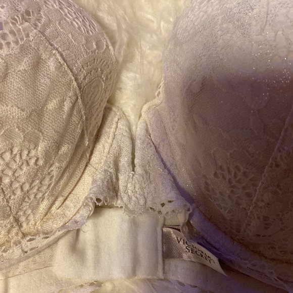 Victoria Secret bra 36D, in excellent used condition - Picture 5 of 5